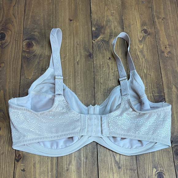 Lilyette 0843 Women's Tailored Minimizer Bra size 38D - Picture 2 of 6